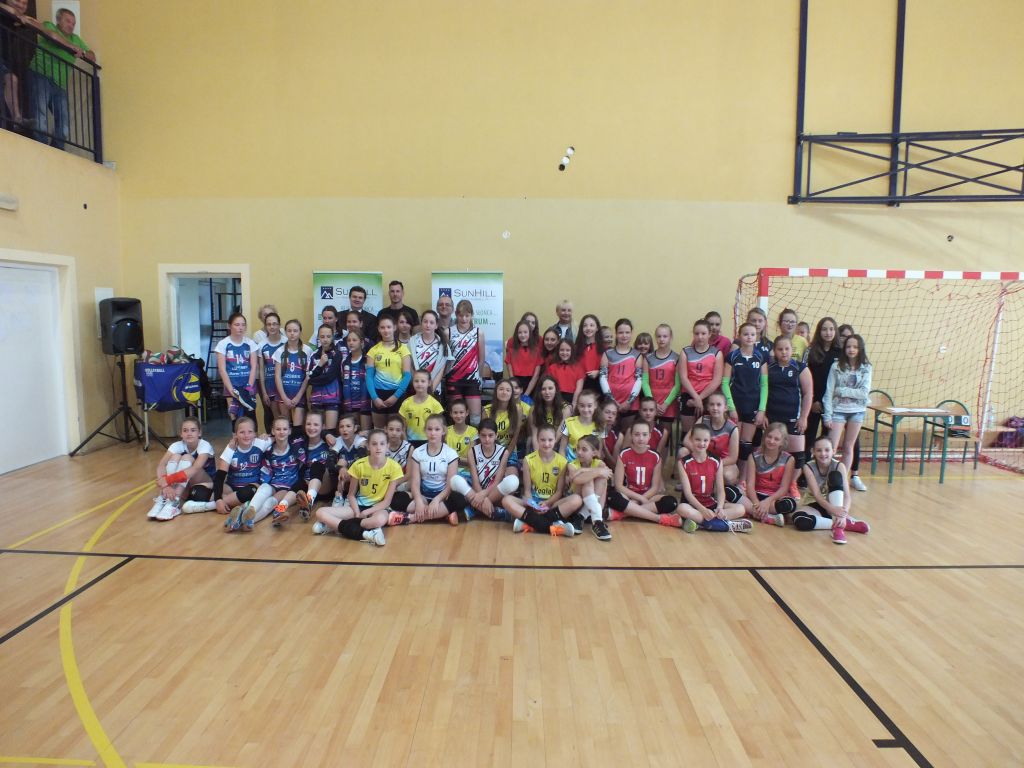 Siatkarski turniej z Oliegiem Achremem