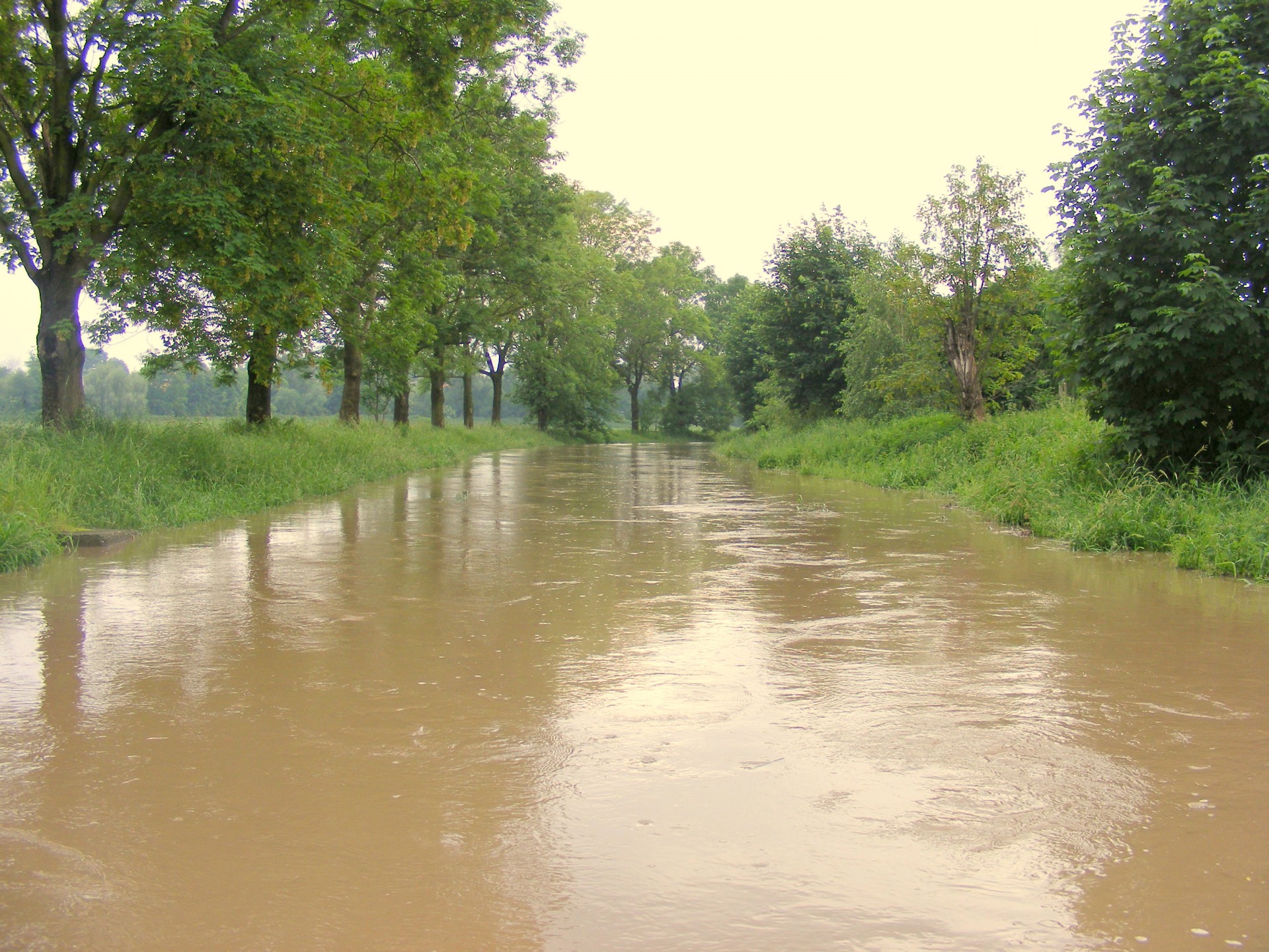 Ostrzeżenia hydrologiczne - 2 stopień zagrożenia