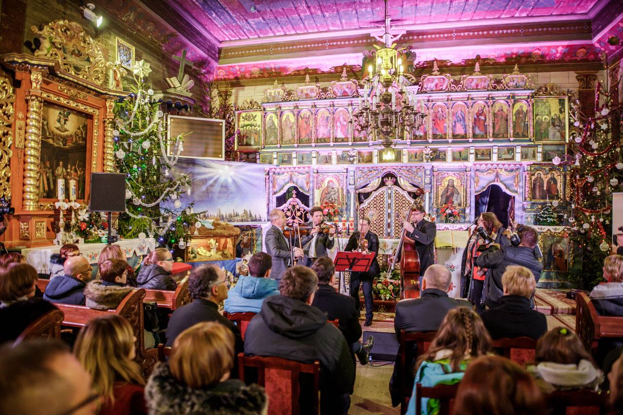Muzyka Zaklęta w Drewnie - koncert kolęd w Bereście