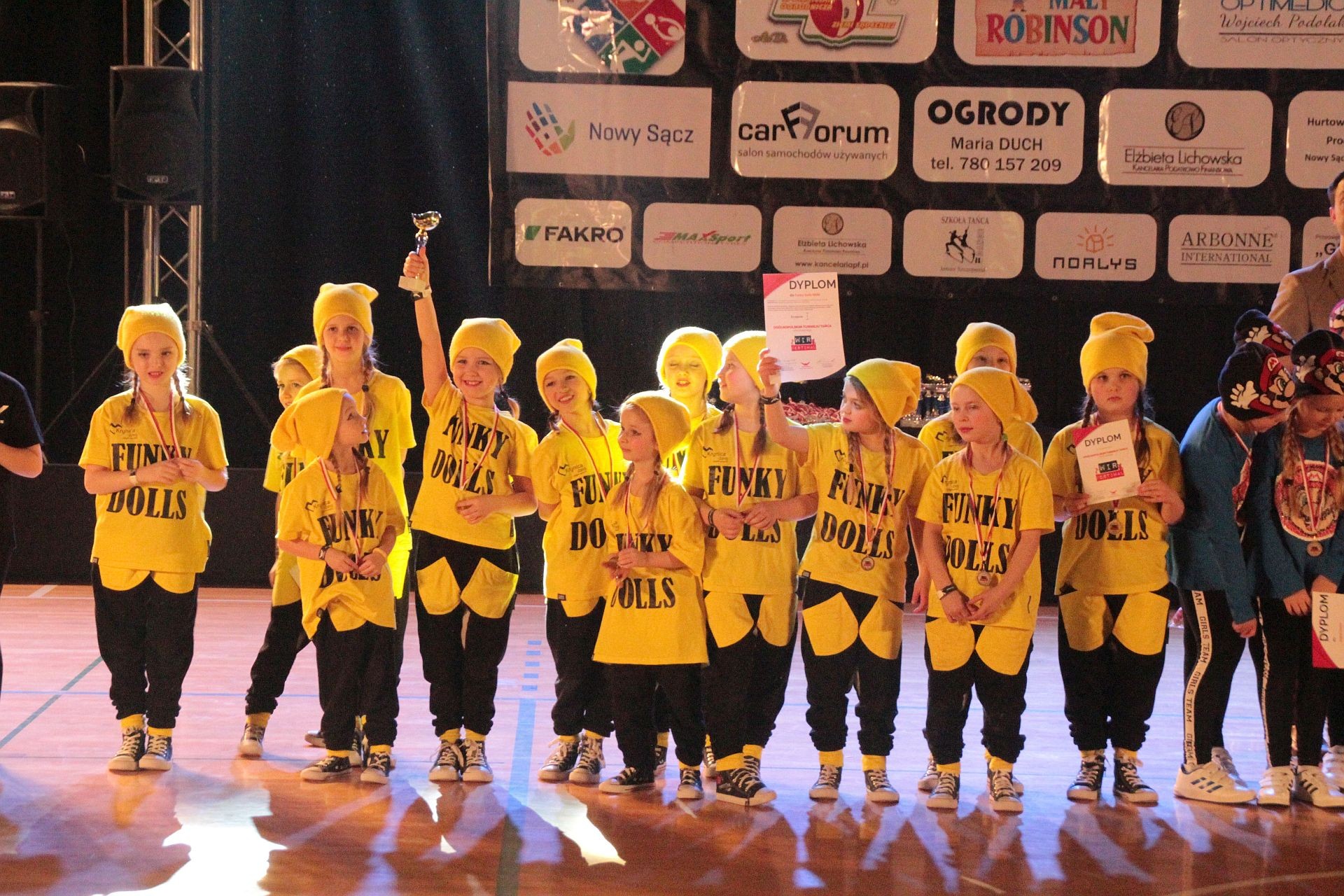 Taneczny sukces Funky Dolls