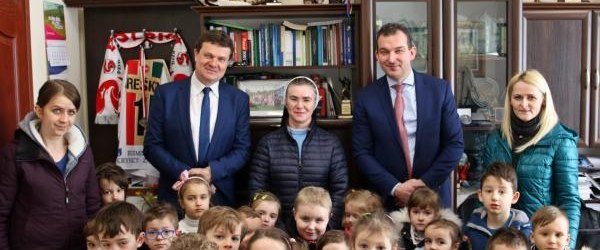 Świąteczna wizyta przedszkolaków