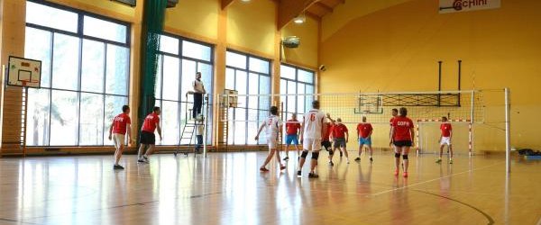 III Mistrzostwa Polski Ratowników Górskich w Piłce Siatkowej