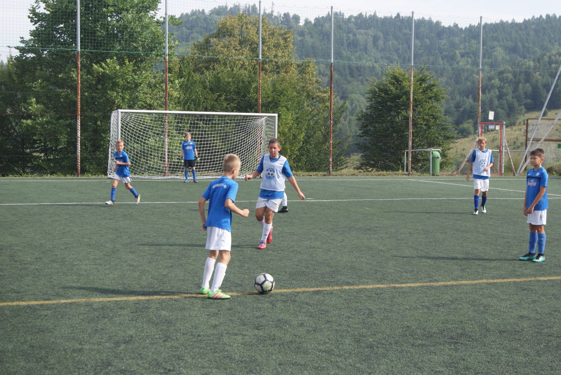 Wakacyjny turniej piłki nożnej dla uczniów szkół podstawowych „Małe Mistrzostwa Świata”