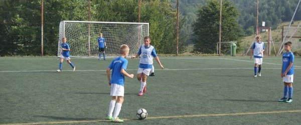 Wakacyjny turniej piłki nożnej dla uczniów szkół podstawowych „Małe Mistrzostwa Świata”