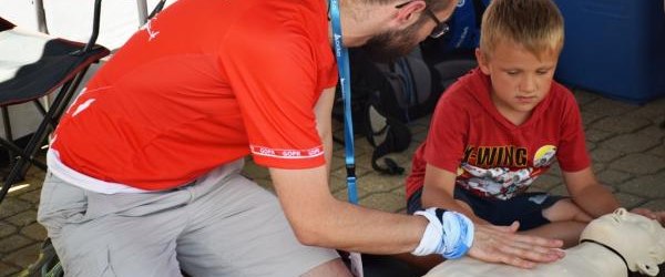 GOPRowcy uczyli zasad bezpieczeństwa w górach i nad wodą