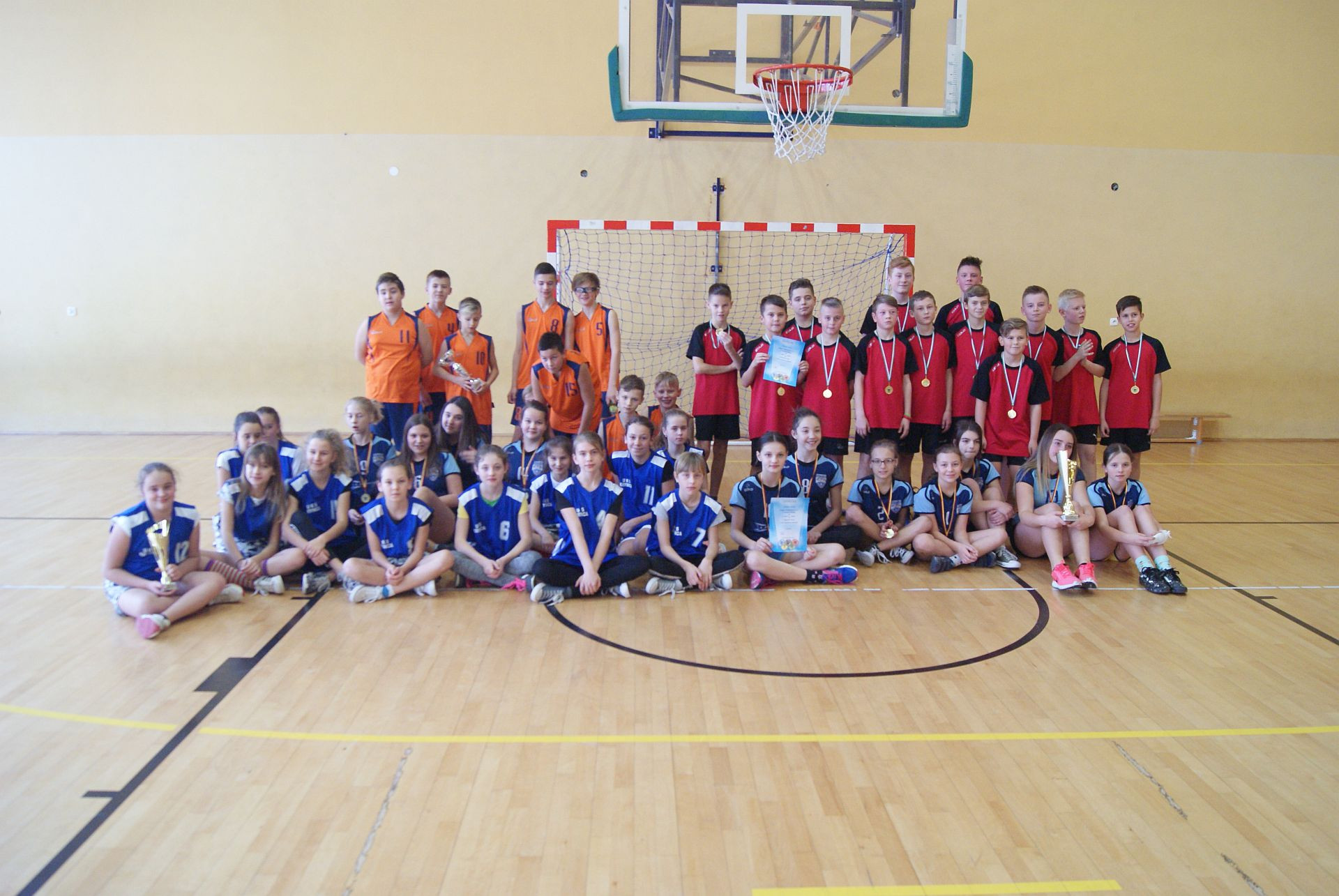 Igrzyska Dzieci w piłce koszykowej dziewcząt i chłopców