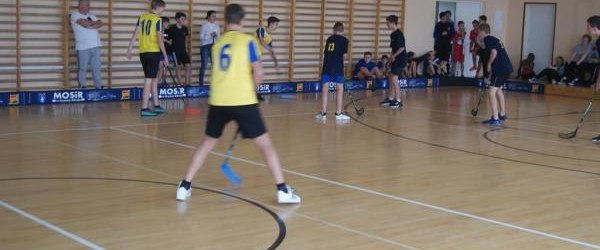 Turniej unihokeja dziewcząt i chłopców starszych „O Puchar Burmistrza Krynicy-Zdroju” Krynica-Zdrój, 29.10.2019 r.