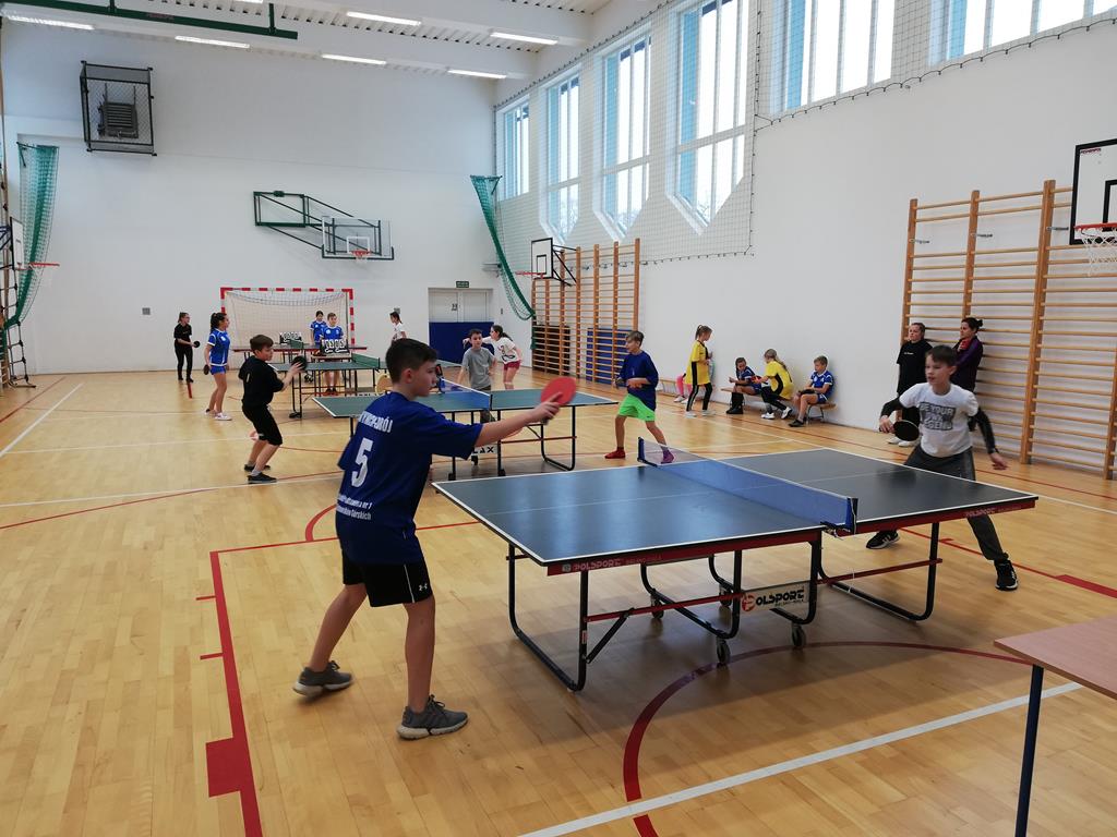 Turniej tenisa stołowego dziewcząt i chłopców młodszych „O Puchar Burmistrza Krynicy-Zdroju” Tylicz 9.12.2019 r.