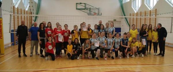Turniej piłki siatkowej dziewcząt starszych „O Puchar Burmistrza Krynicy-Zdroju” Tylicz, 04.03.2020 r.