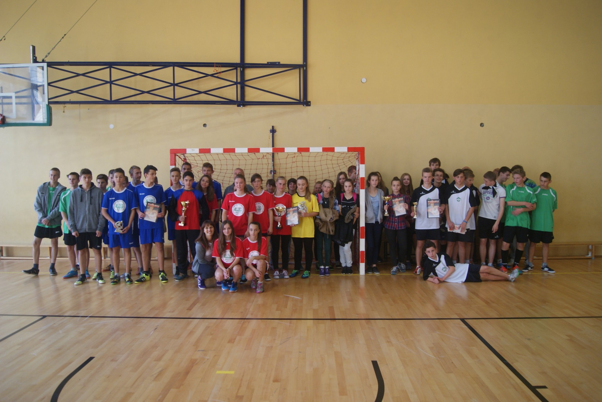 Gminne Mistrzostwa Gimnazjów w halowej piłce nożnej dziewcząt i chłopców