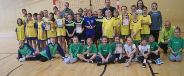 Gminne Mistrzostwa Szkół Podstawowych w halowej piłce nożnej dziewcząt