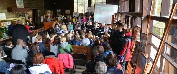 Dzieci słuchały „Calineczki” w Pijalni Jana i Józefa