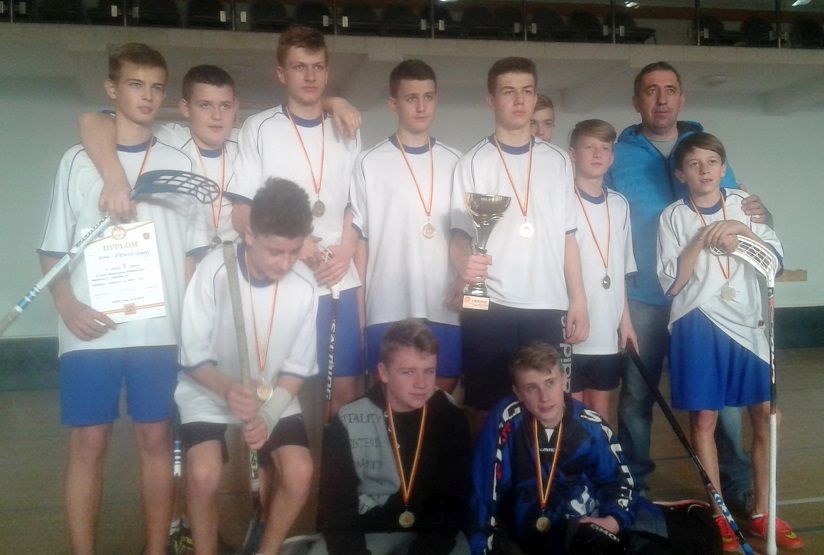 Kryniccy gimnazjaliści Mistrzami Małopolski w unihokeju!