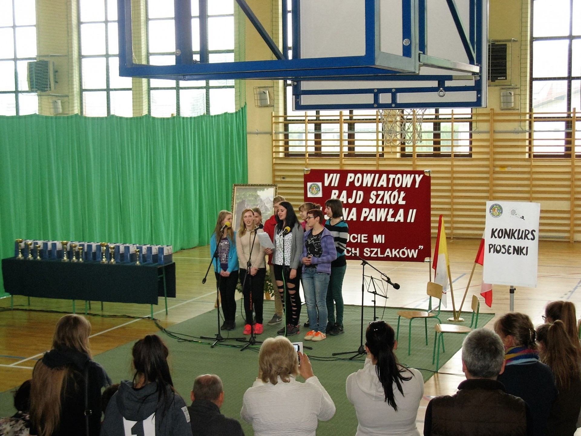 Pamiętając o wielkim Polaku - VII Rajd Szkół im. Jana Pawła II