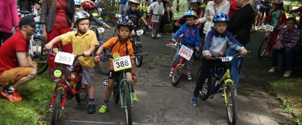 Zawody kolarskie dla dzieci „Niech się kręci”
