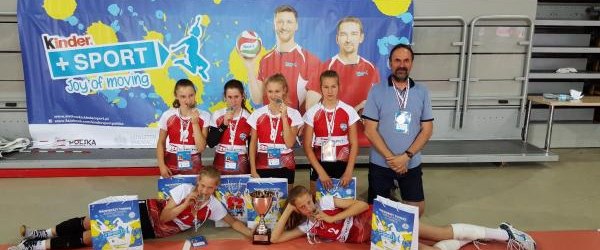 MŁODE SIATKARKI Z KRYNICY WICEMISTRZYNIAMI POLSKI!!!
